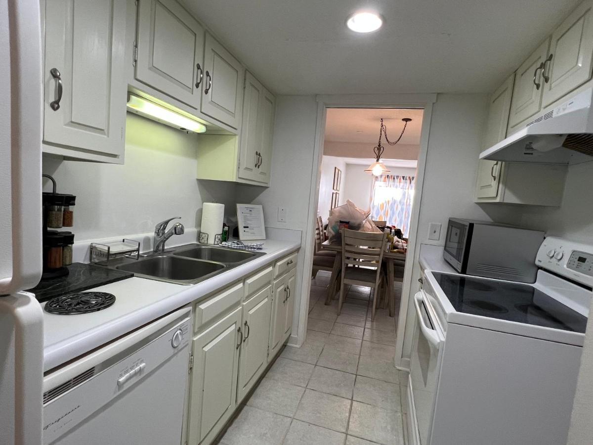 Spacious, Cozy Villa W/Parking In Coligny Villas Hilton Head Island Esterno foto